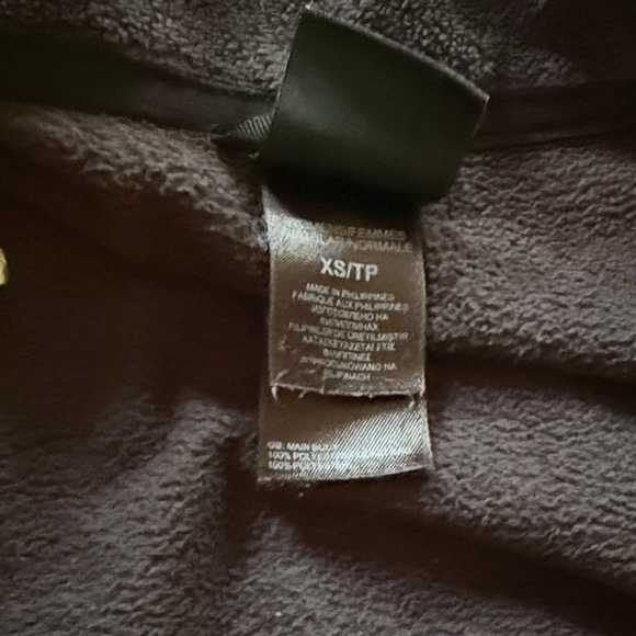 The North Face Women's Dark Brown Fleece Jacket - Picture 4 of 7